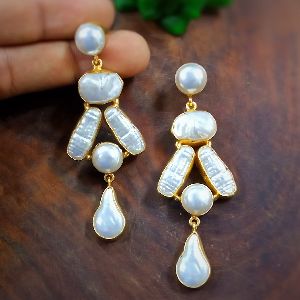 V011001034 Golden Baroque Pearl Earrings