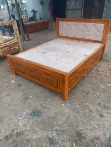 teak wood bed