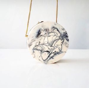 MOP RESIN CLUCTH HAND BAG