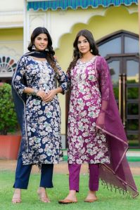 Ladies Kurti Set