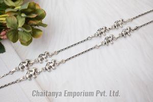 Classic Camel Sequence Silver Anklets