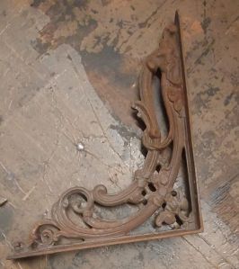 Shelf Bracket