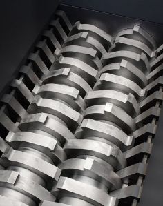 Two shaft shredder