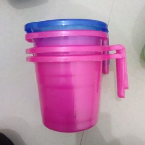 Plain Plastic Mugs