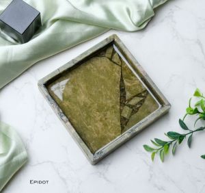 Epidote Tray