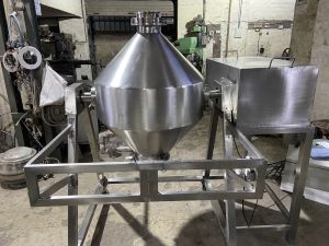 Double Cone Blender