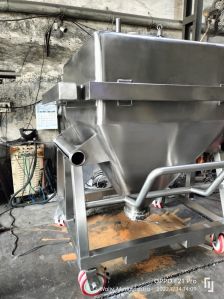 Stainless Steel IPC Bin Lifter