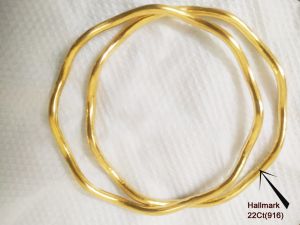 22ct Gold Bangles