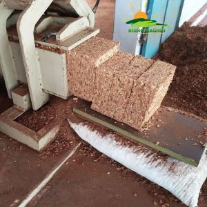 Coir Husk Chips