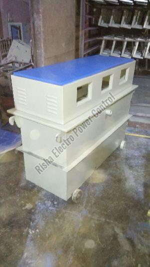 Servo Voltage Controller