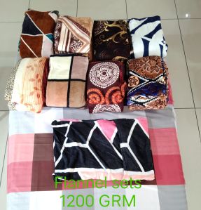 Flannel Blanket (2200Gm)