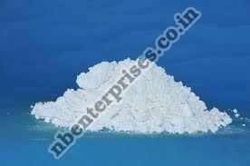 hafnium oxide powder