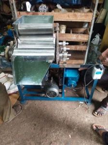 Triple Roller Mill