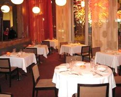 restaurant dining service