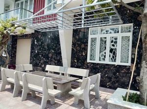Pebble Stone Black Granite