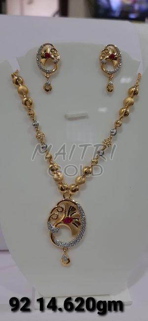 Tanmaniya Gold Chain Necklace Set