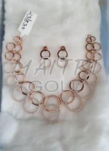 Ladies Modern Pure Gold Necklace Set