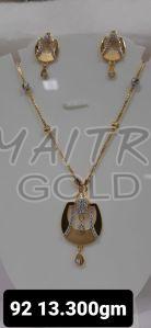 Tanmaniya Gold Chain Necklace Set
