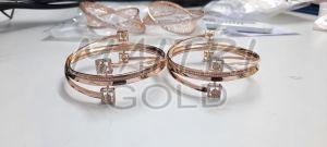 Ladies Fashionable Gold Bangles
