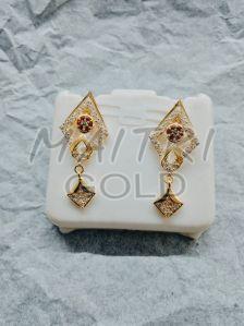 Ladies Gold Fancy Ear Stud