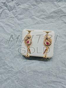 Ladies Gold Morden Ear Studs