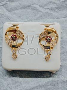 Ladies Gold Morden Ear Studs