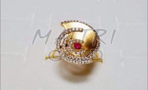 Ladies Modern Gold Ring