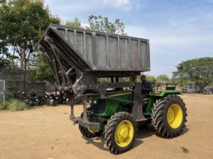 Tractor Dumper Placer