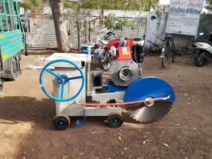 road divider cutting machine