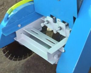 groove cutting machine