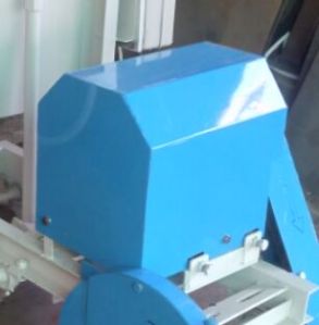 groove cutting machine