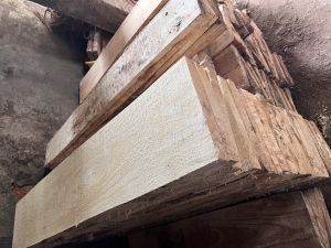 Rubber wood planks for packing