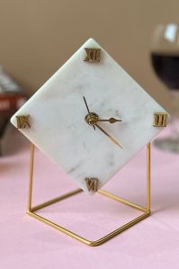 White Marble Diamond Shape Desktop Clock