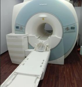 magnetic resonance imaging machine