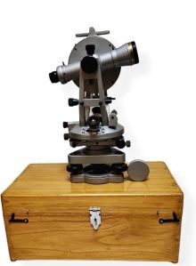 surveying theodolite