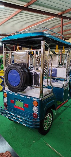 Electric E Rickshaw