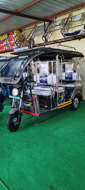 Electric E Rickshaw