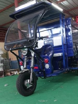 E Rickshaw Loader