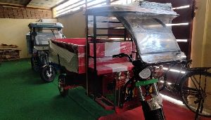E Rickshaw Loader