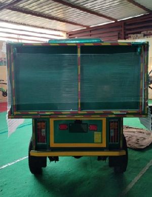 E Rickshaw Loader