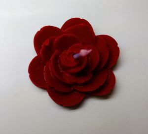 Red Rose Shaped Floating Candle
