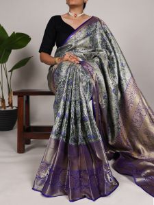 Zari Weaving Jacquard Silk Saree