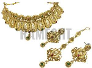 RFF203NKLC1STRGLD Brass Necklace Set