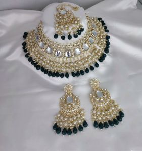 Artificial Kundan Necklace Set