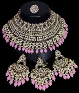 Choker Kundan Necklace Set