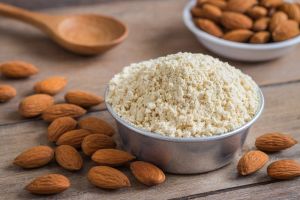 almond extract powder