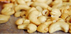 finished cashew nuts