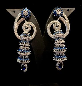 fashion earrings