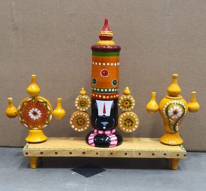 venkateswara swamy wooden figure