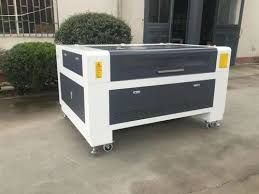 acrylic sheet cutting machine